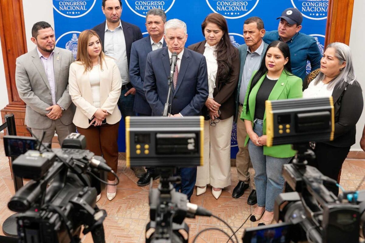 Congreso y ENEE acuerdan solucionar problema de apagones en zona sur en próximos 15 días