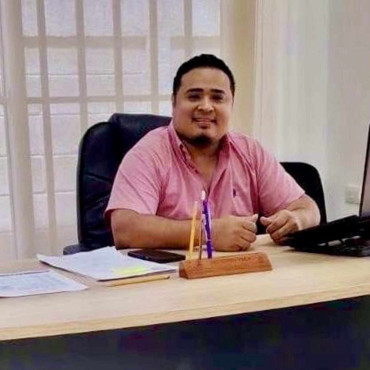 Destituyen a director del ICF en Tela mientras investigaba un derrame contaminante cerca de laguna