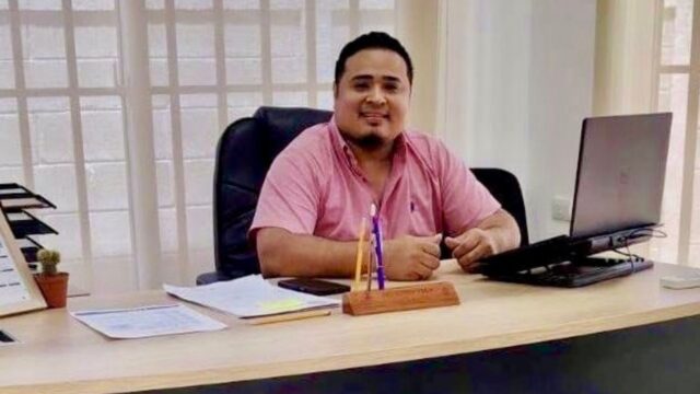 Destituyen a director del ICF en Tela mientras investigaba un derrame contaminante cerca de laguna