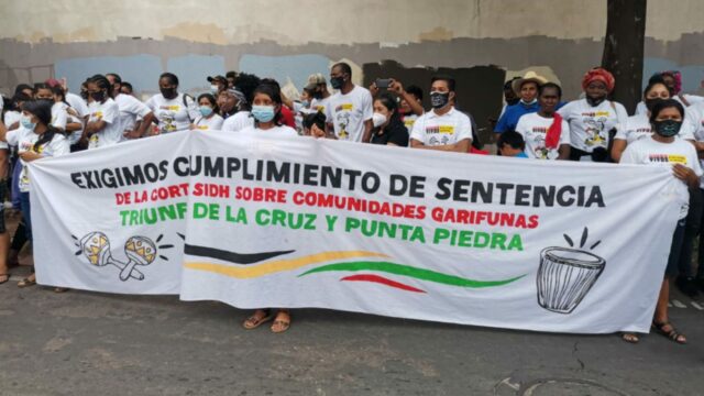 Garífunas se declaran en resistencia; bloquean la CA13 tras desalojo y criminalización de defensores
