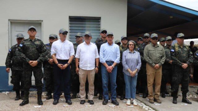 Comisión del Congreso acompaña al Ejecutivo en ratificación de soberanía hondureña en Isla Conejo