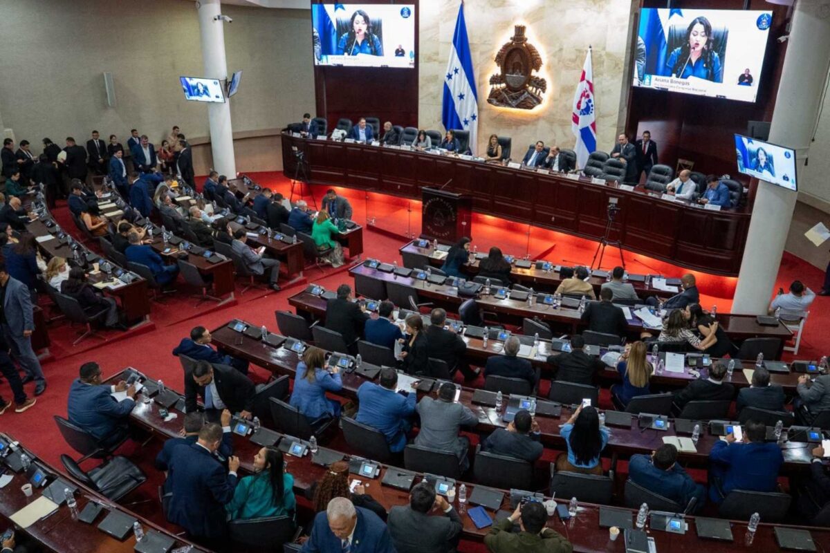 Legislativo impulsa rendición de informes sobre participación de Honduras en Parlacen Legislativo impulsa rendición de informes sobre participación de Honduras en Parlacen