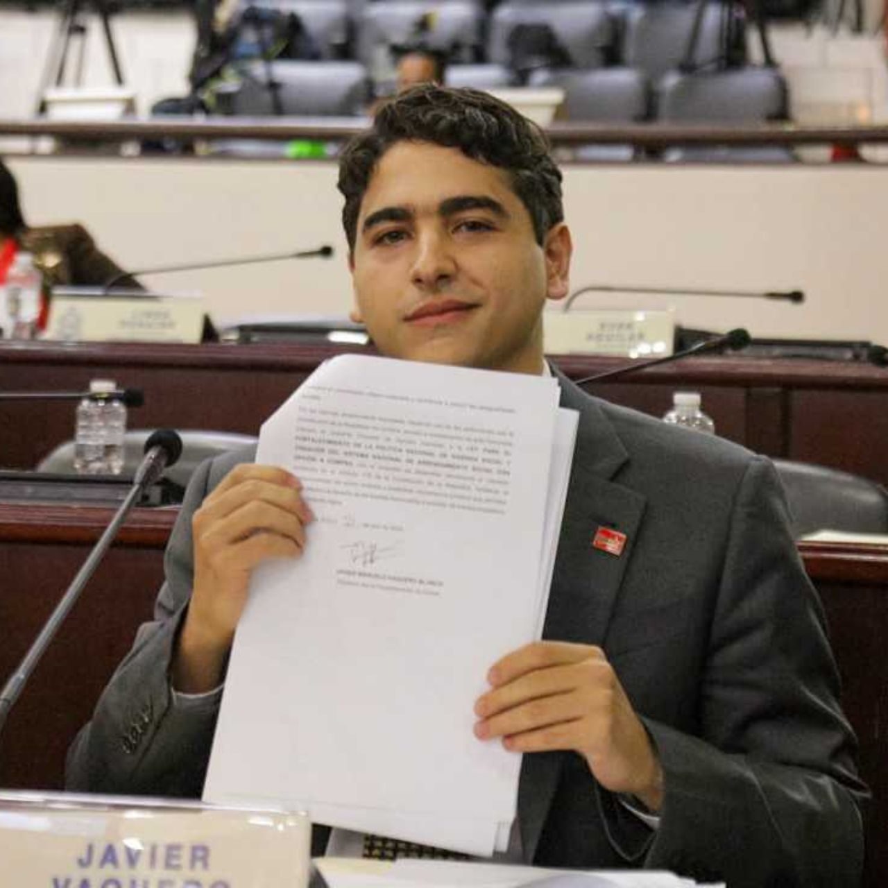Congreso recibe iniciativa para facilitar acceso a vivienda mediante arrendamiento social