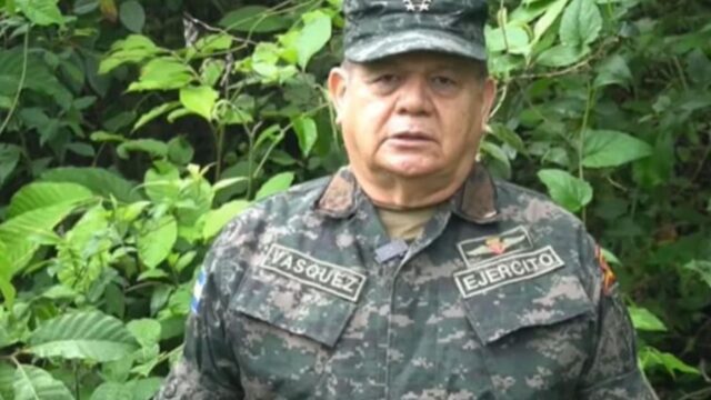 La Corte aplaza de nuevo la resolución del amparo de Romeo Vásquez Velásquez