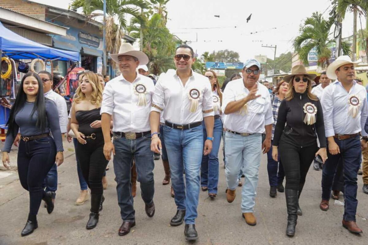 Tomás Zambrano asegura que “el Congreso Nacional no le va a fallar a San Marcos de Colón” Tomás Zambrano asegura que “el Congreso Nacional no le va a fallar a San Marcos de Colón”