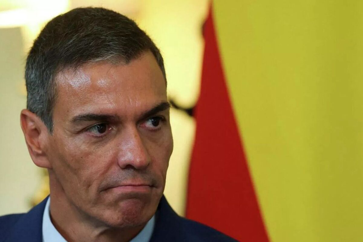 Crisis en Ceuta golpea al Gobierno español: Sánchez pierde apoyo de cara a las elecciones, según encuesta