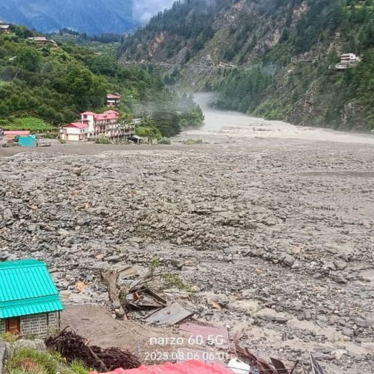 Inundaciones catastróficas en el Himalaya: más de 150 muertos y cientos de desaparecidos 
