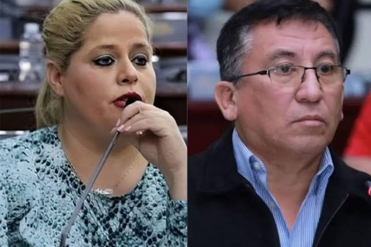 Dan medidas sustitutivas a exdiputado Fuentes tras audiencia por denuncia de subsecretaria de DDHH Dan medidas sustitutivas a exdiputado Fuentes tras audiencia por denuncia de subsecretaria de DDHH