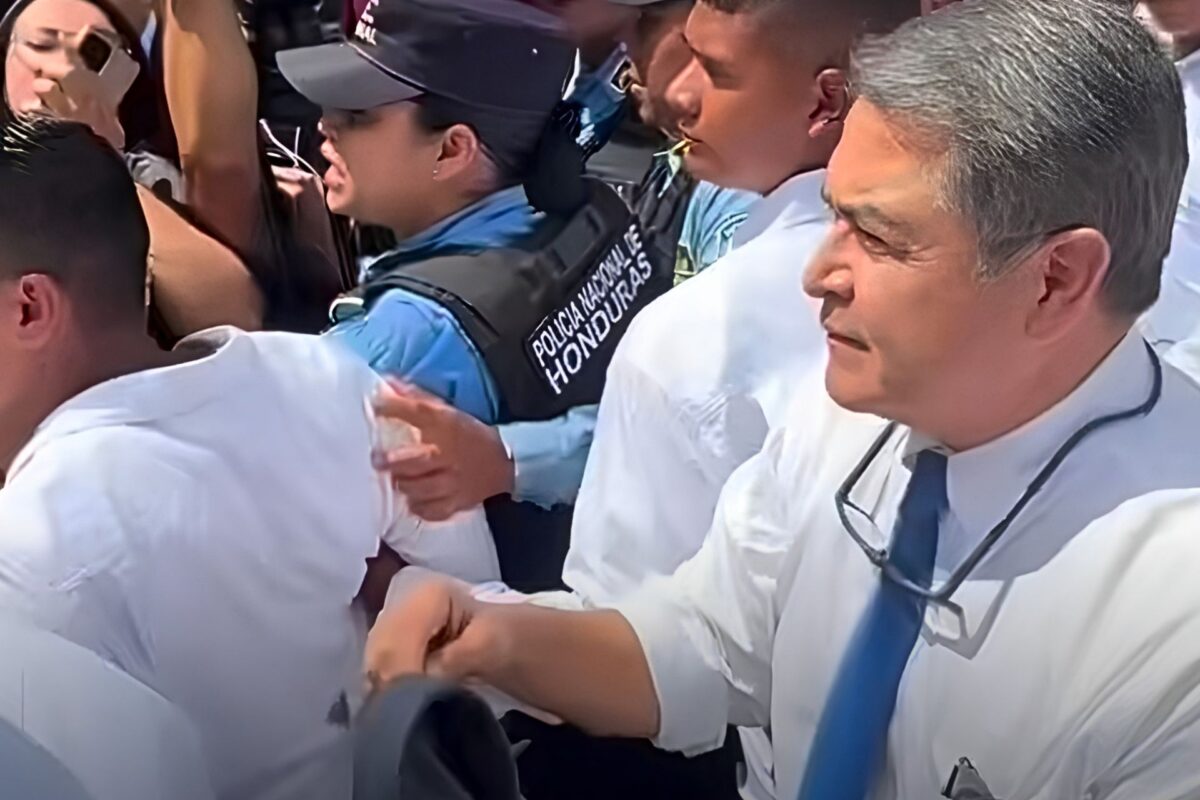 Hernández obtiene medidas sustitutivas y podrá enfrentar el caso Pandora II en libertad
