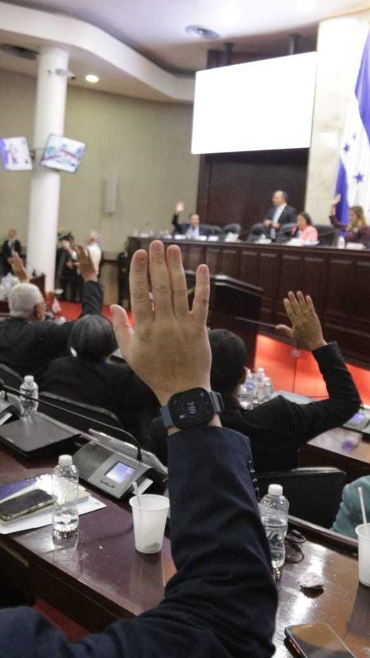 Legislativo da luz verde a préstamos por 225 millones de dólares para apoyo presupuestario