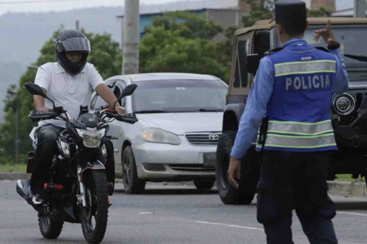 Tránsito propone subcategorías para licencias de motociclistas por cilindraje para reducir accidentes
