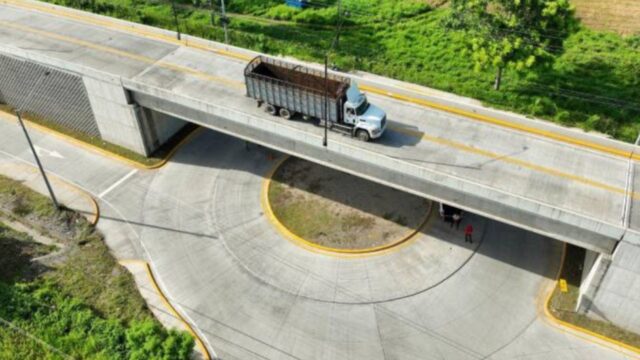 Comisión del Congreso avala 54 contratos para canchas y otra infraestructura deportiva