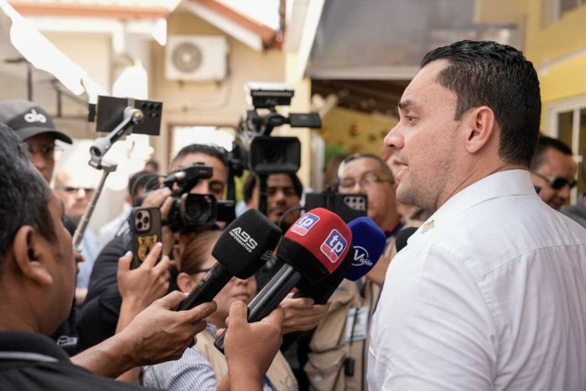 Presidente del Congreso destaca proyectos para impulsar el desarrollo del departamento de Yoro