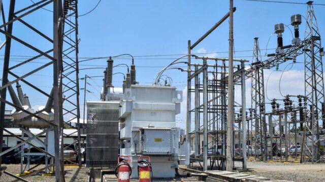 Bipartidismo mantiene en punto muerto la reforma eléctrica en el Congreso Nacional