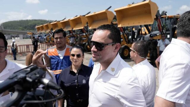 Zambrano: entrega de maquinaria a alcaldías sin distinción política es una realidad