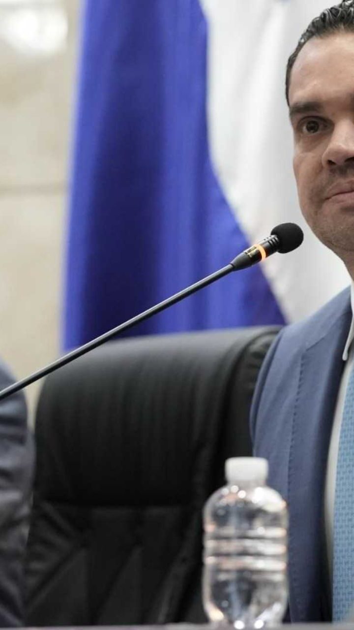 Legislativo tramitará iniciativas del Ejecutivo sobre transparencia y corrupción, dice Zambrano