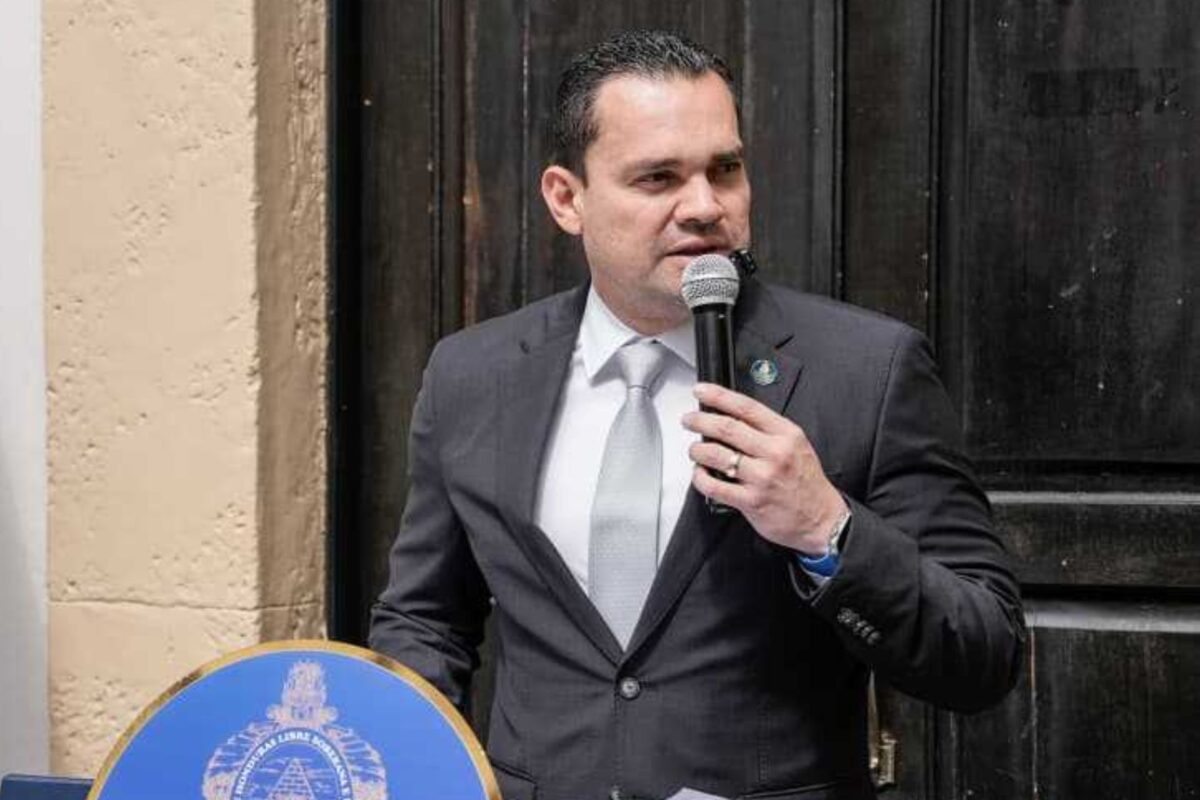 Zambrano insiste que reforma eléctrica busca reducir pérdidas y robos de energía Zambrano insiste que reforma eléctrica busca reducir pérdidas y robos de energía