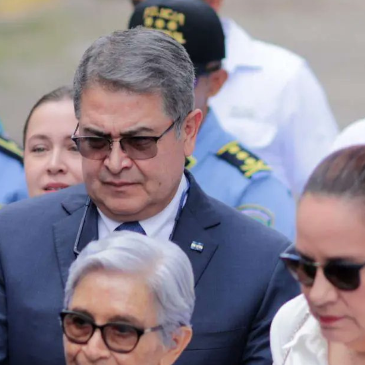 JOH llega a la Corte en medio de un recurso pendiente que mantiene en suspenso su audiencia