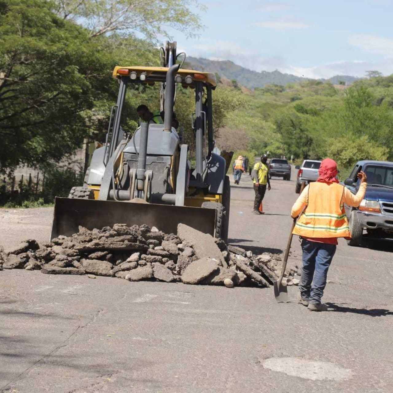 Congreso Nacional acompaña rehabilitación de carretera en San Marcos de Colón, Choluteca