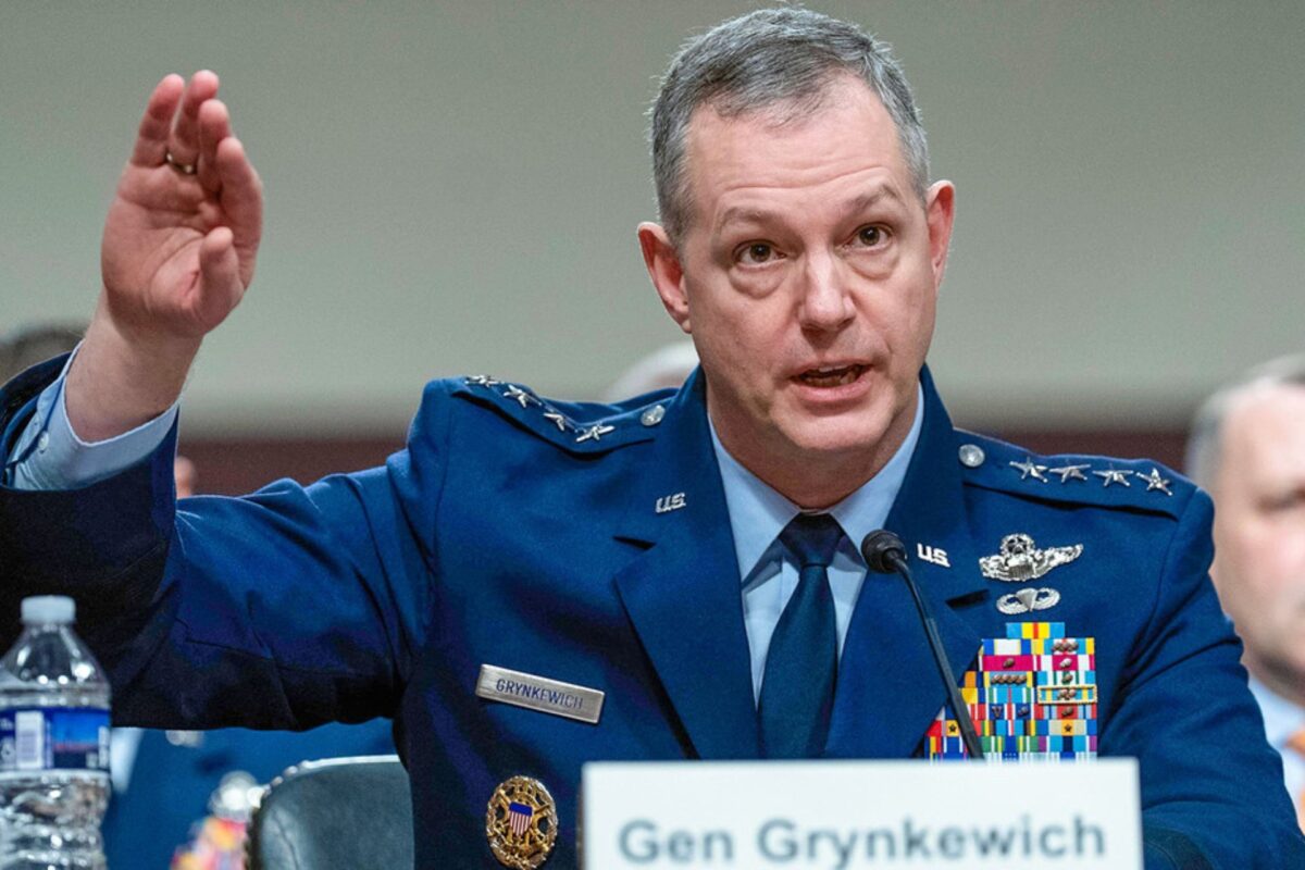 General estadounidense advierte que carece de fuerzas navales para proteger a Israel
