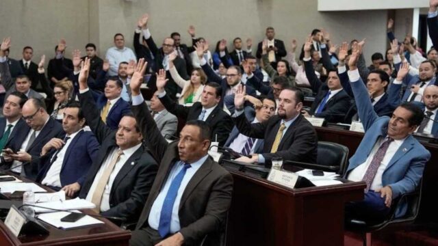 Congreso Nacional aprueba la Ley de Justicia Energética tras intensa jornada de debate