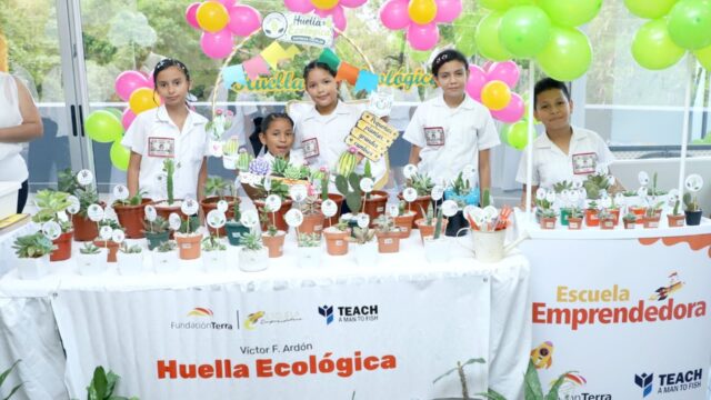 Fundación Terra apoya a estudiantes a emprender