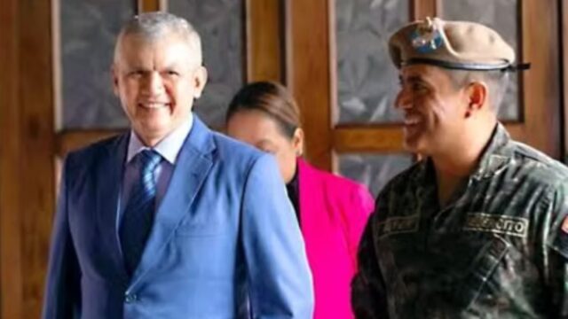 Suspenden audiencia preliminar contra exjefe militar tras admitirse apelación de su defensa