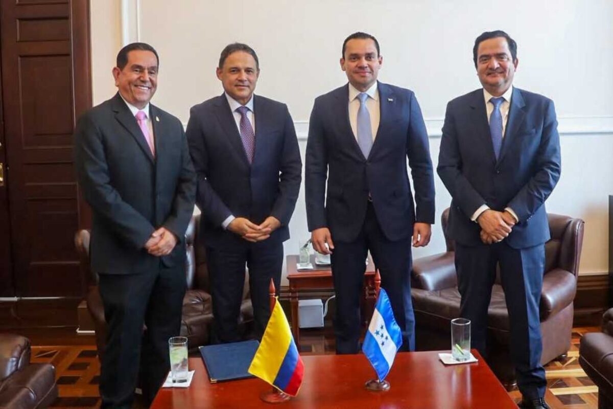 Honduras y Colombia fortalecen lazos con visita de Zambrano al Senado Honduras y Colombia fortalecen lazos con visita de Zambrano al Senado