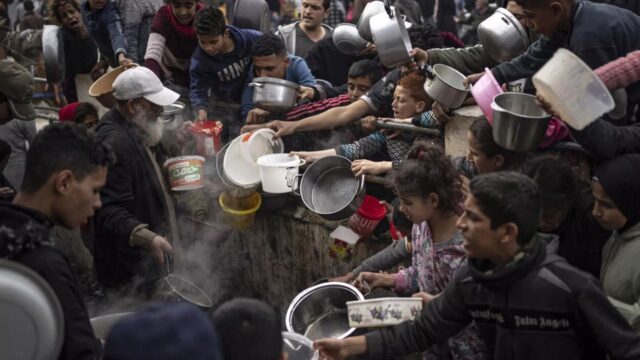 El hambre extiende su sombra: 520 millones de personas podrían padecerla en 2030, advierte la ONU