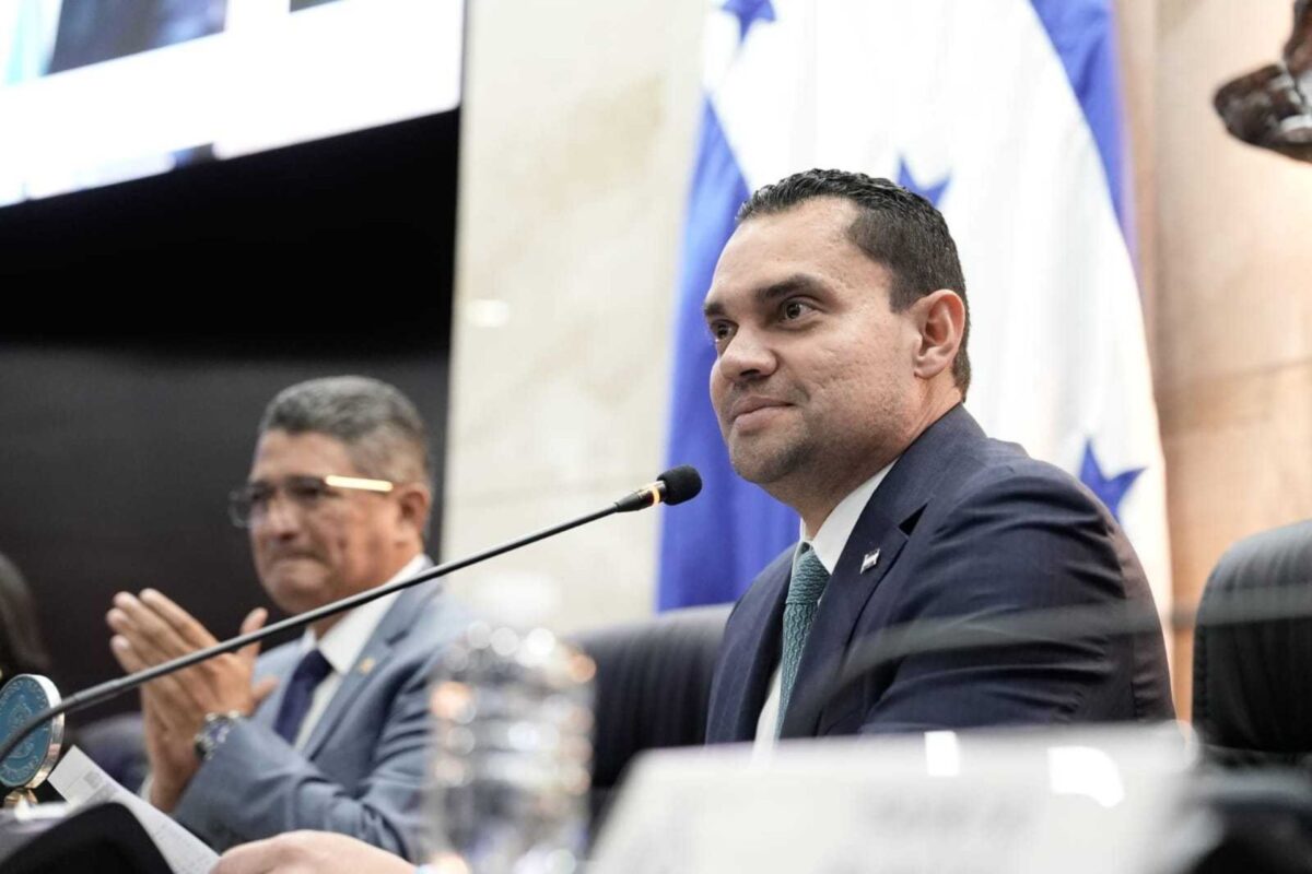 Legislativo anuncia revisión para mejorar la Ley de Empleo a Tiempo Parcial Legislativo anuncia revisión para mejorar la Ley de Empleo a Tiempo Parcial