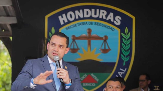 Zambrano: “Policía Nacional tiene todo el respaldo político de la institucionalidad del país»