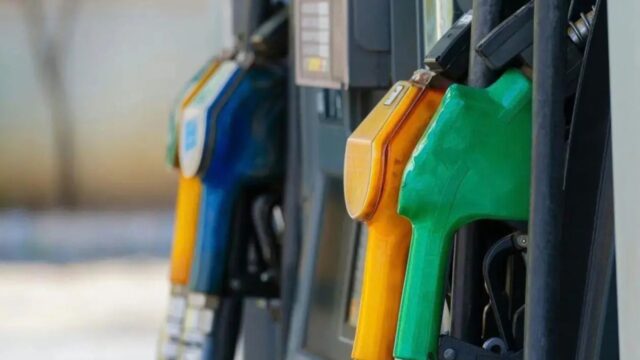 Combustibles suben otra vez pese al refuerzo del subsidio; persisten protestas y el debate sobre el impuesto