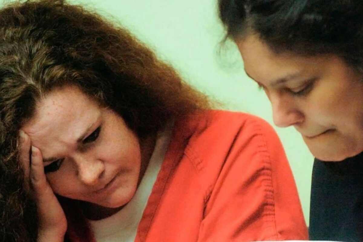 Suspenden la primera ejecución de una mujer en 200 años en EE.UU. una hora antes de concretarse