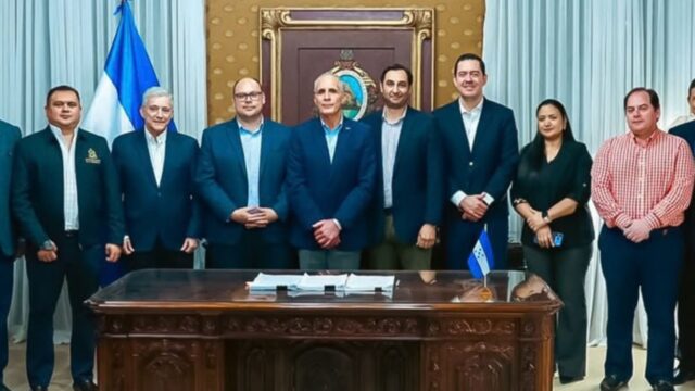 Asfura sanciona la Ley de Justicia Energética tras casi un mes de aprobada, en medio de críticas por la demora