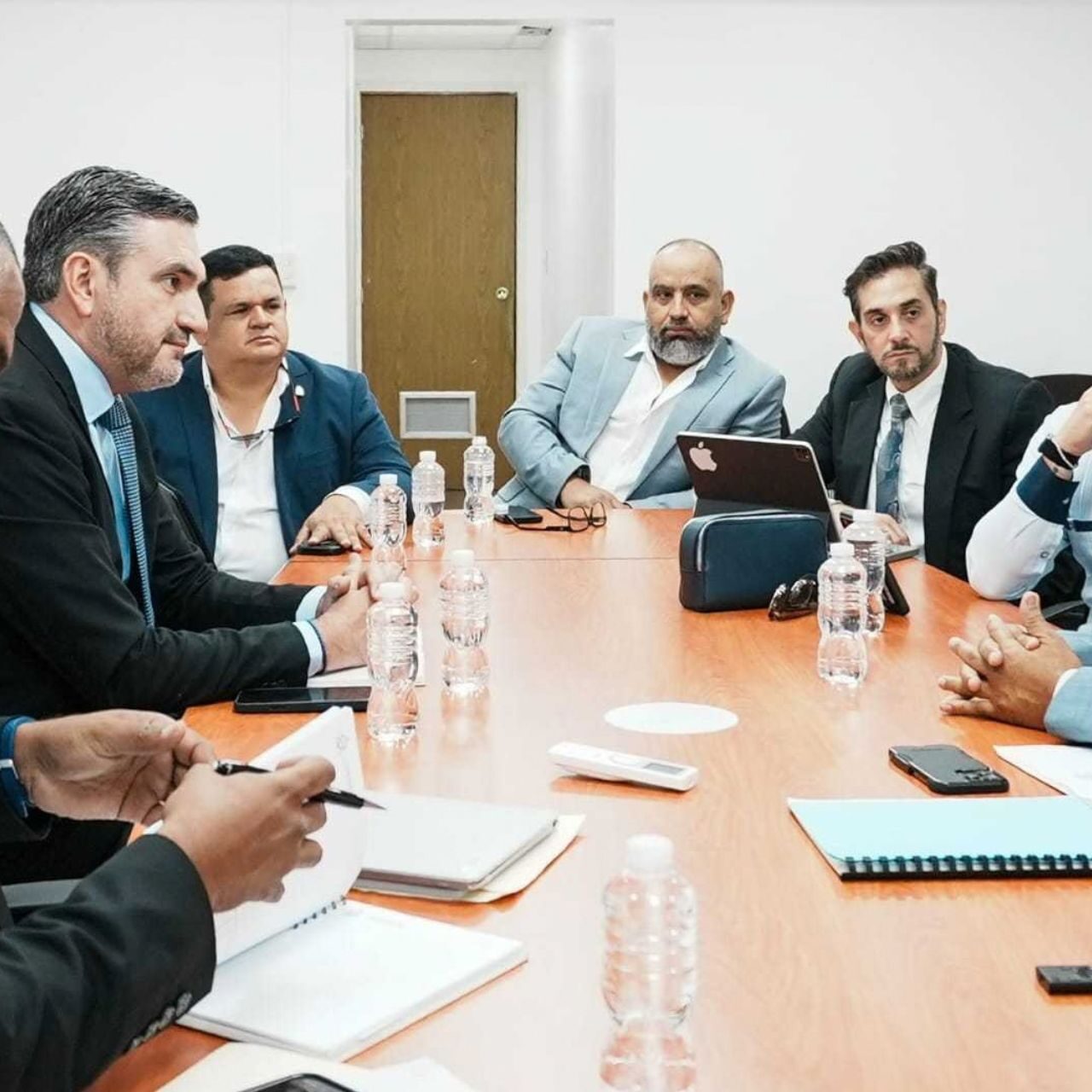 Comisión legislativa y gaseros analizan alternativas para mejorar precios de GLP a consumidores