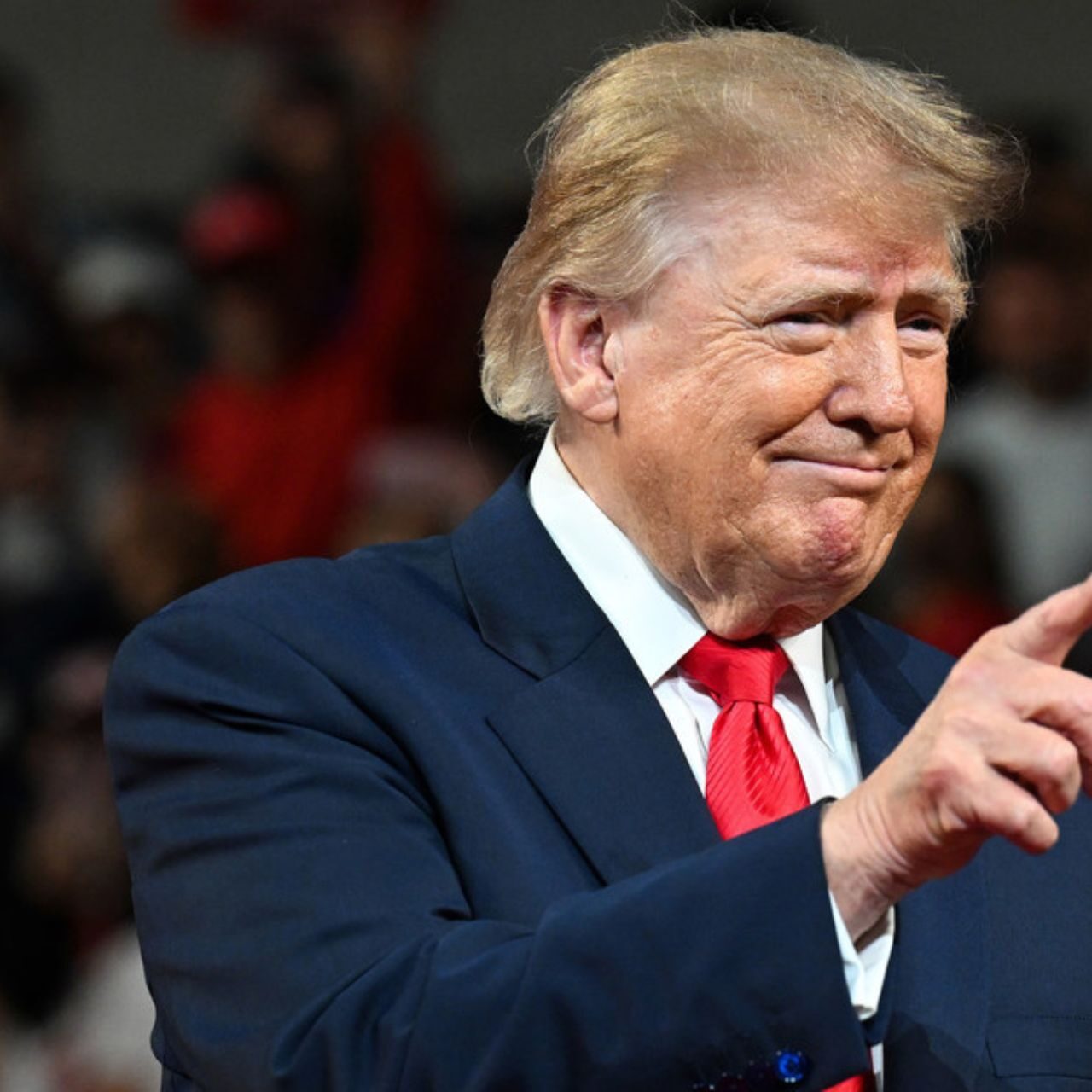 Trump: «Con efecto inmediato, entra en vigor un alto el fuego energético en la guerra entre Rusia y Ucrania»