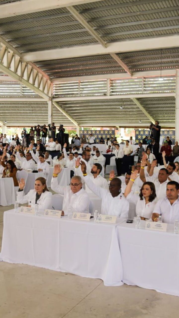 En Congreso Móvil, diputados aprueban más de 3.100 millones de lempiras para obras viales en El Paraíso