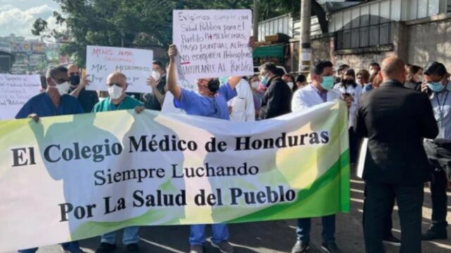 Médicos y Gobierno siguen sin acuerdo: el conflicto en salud llega a su sexta semana