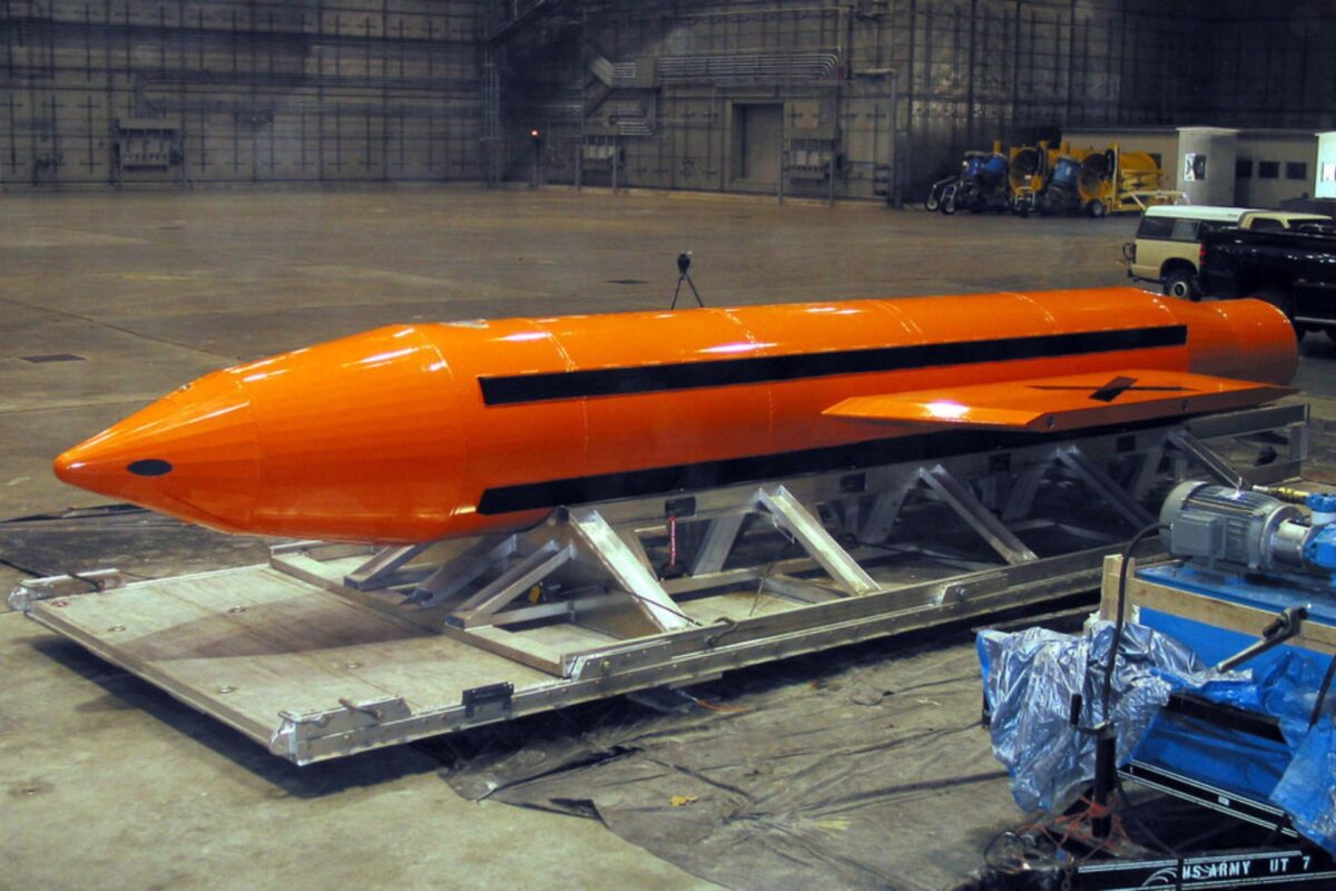 CNN: Gobierno de Estados Unidos podría usar la ‘madre de todas las bombas’ contra Irán CNN: Gobierno de Estados Unidos podría usar la ‘madre de todas las bombas’ contra Irán