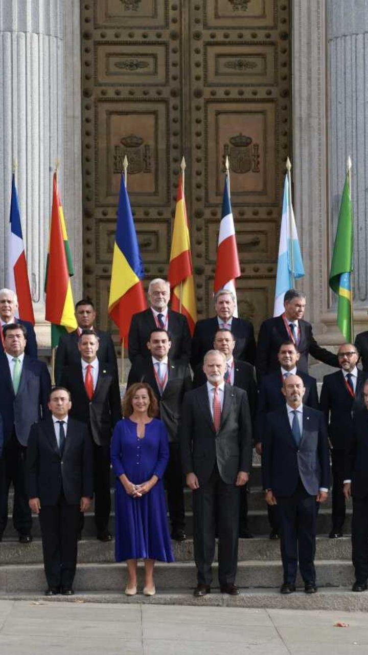 Presidente Zambrano reitera defensa de la democracia durante Foro Parlamentario Iberoamericano