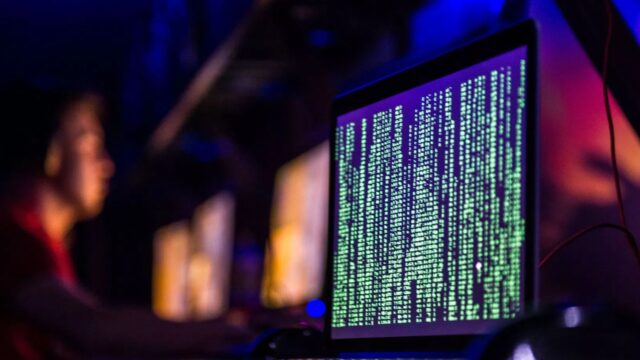 La IA se cierne sobre los empleos como «un tsunami lento», alerta la directora del FMI