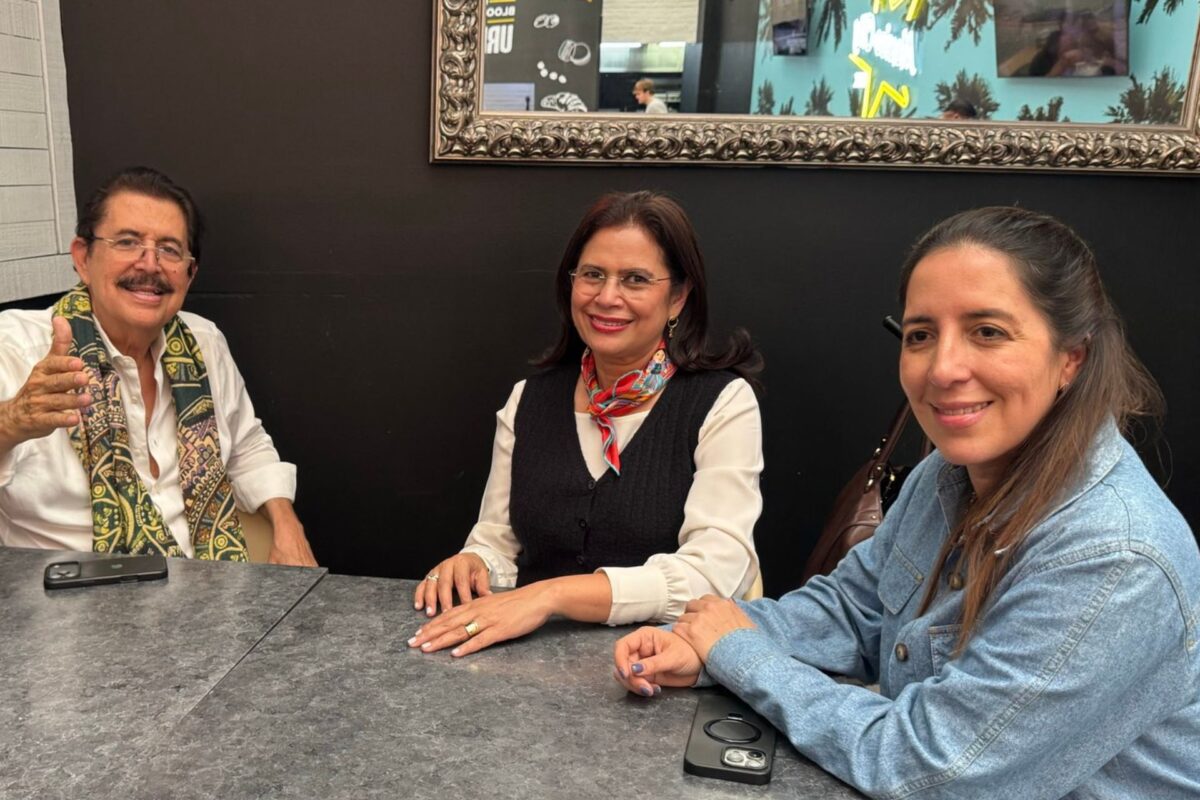 Rixi Moncada visita a Manuel Zelaya en México y asegura que su estado de salud es estable Rixi Moncada visita a Manuel Zelaya en México y asegura que su estado de salud es estable
